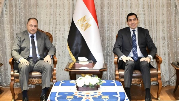 وزير الشباب والرياضة