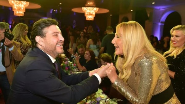 نادية الجندي وهاني شاكر