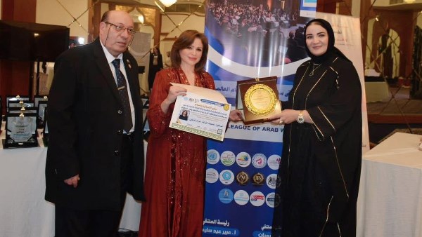 إلهام شاهين 