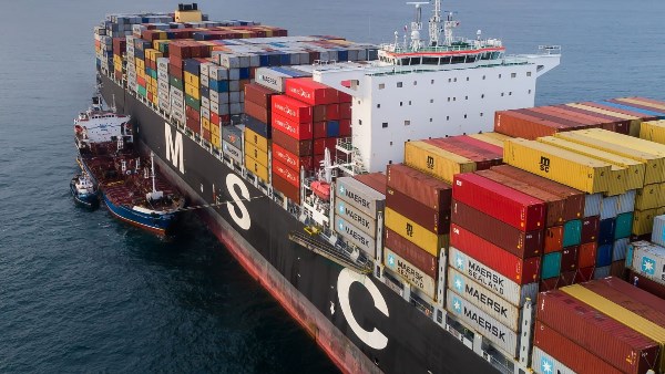 سفينة حاويات