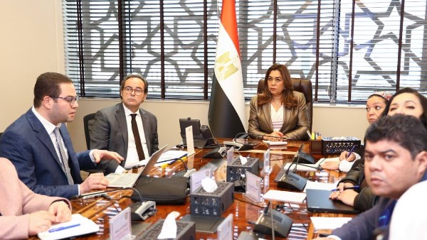 وزيرة التنمية المحلية والبييئة