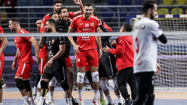  إدارة النشاط الرياضي بالأهلي 