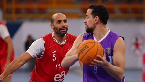 الأهلي والمصرية للاتصالات 