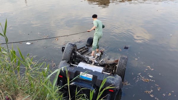 جانب من الحادث