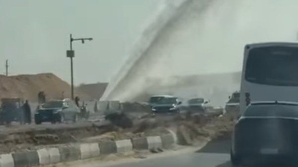 انفجار خط المياه 