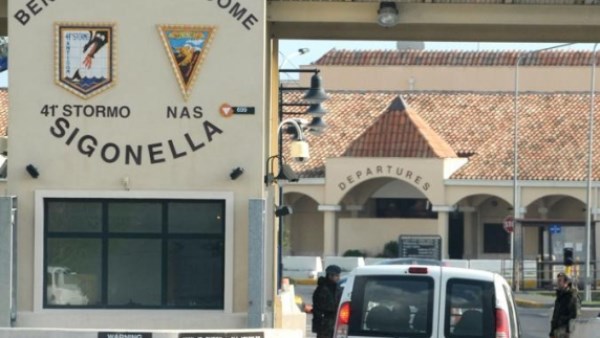 إيطاليا تمنع طائرات عسكرية أمريكية