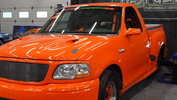 فورد لايتنينج كلاسيك 