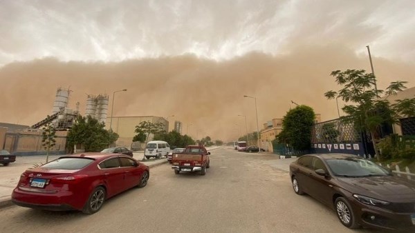 العاصفة الترابية