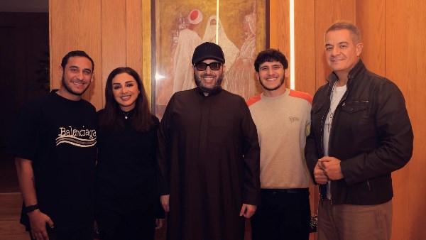 تركي ال الشيخ يزور انغام فى منزلها