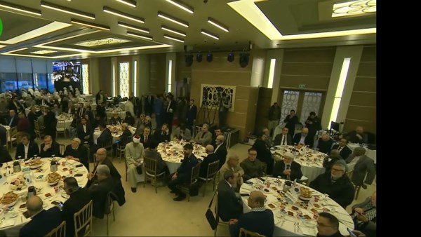 موائد الاخوان بالخارج