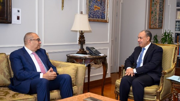 خلال اللقاء