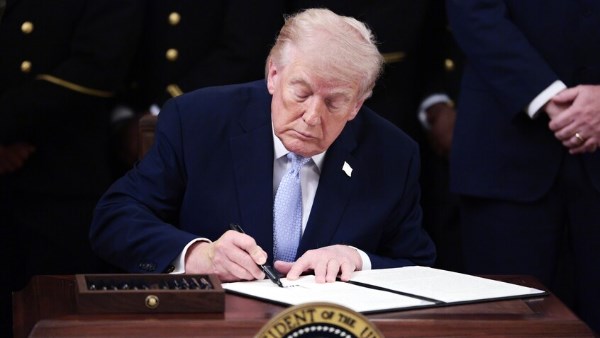 دونالد ترامب