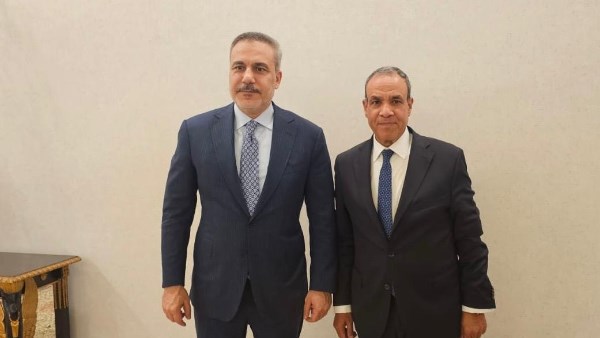 خلال اللقاء