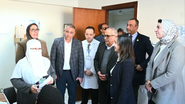 محافظ البحيرة