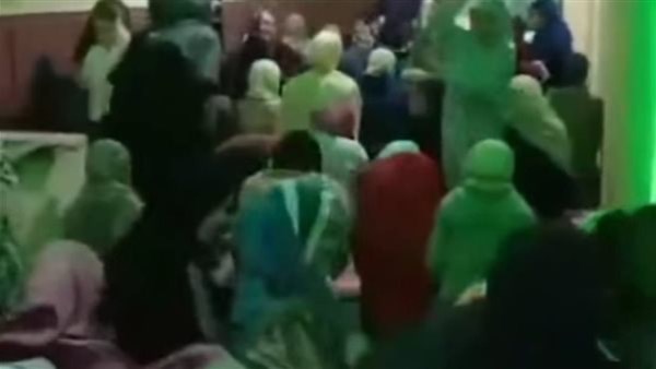 محافظ البحيرة