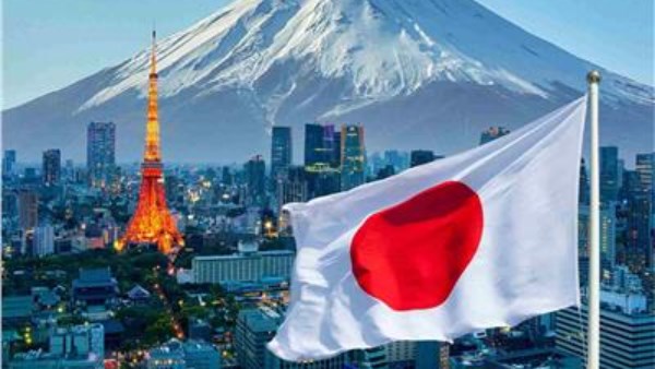 مع التصعيد العسكري بالمنطقة..توقف كامل للشحن والطيران الياباني وسط تهديد لأمن الطاقة في طوكيو