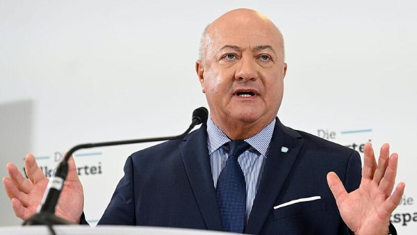 مستشار النمسا: الدبلوماسية يجب أن تعود لدورها ووقف المواجهات العسكرية في الشرق الأوسط