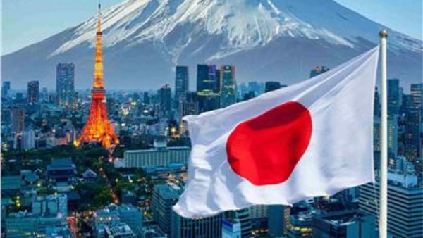 محافظ بنك اليابان يحذر من صدمة أسعار النفط العالمية بسبب الصراع في الشرق الأوسط