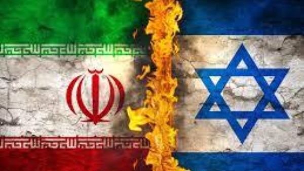 البحرية الايرانية تستهدف مخازن الوقود في قاعدة رامات ديفيد الجوية الإسرائيلية