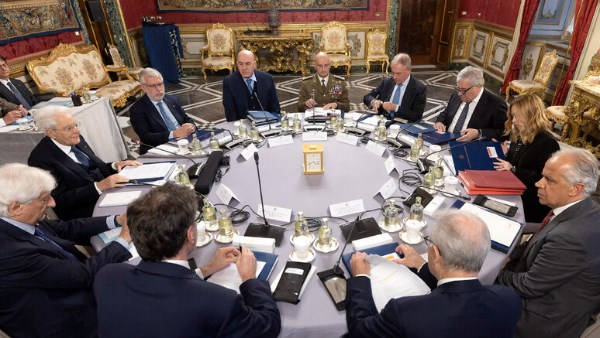 الرئيس الإيطالي يدعو "المجلس الأعلى للدفاع" للانعقاد الجمعة لتقييم تداعيات الأزمة بالشرق الأوسط