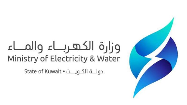 "الكهرباء الكويتية" تعيد خطين هوائيين بعد تضررهما من سقوط شظايا جراء الاعتداءات الإيرانية