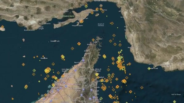مسئولون أمريكيون يعملون خلف الكواليس لحشد الدعم للتحالف الهادف إلى تأمين مضيق هرمز