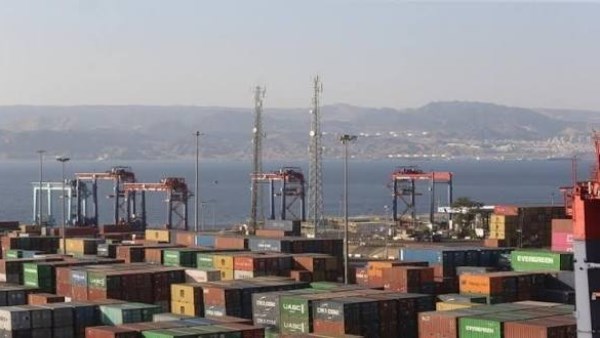 نقابة الملاحة الأردنية : تحركات لتخفيض رسوم مخاطر الحرب.. والعقبة يواصل العمل بكفاءة رغم توترات هرمز