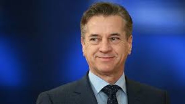 رئيس وزراء سلوفينيا يعلن فوز حزبه في الانتخابات العامة