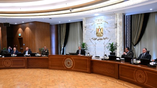 مدبولي: الحكومة تواصل المتابعة الدؤوبة لتداعيات الأحداث بالمنطقة واتخاذ الإجراءات لحماية استقرار الاقتصاد المصري