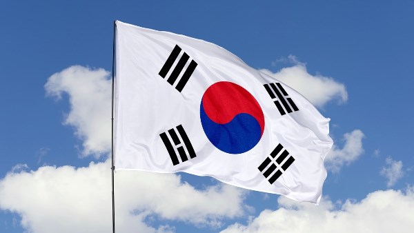 وصول مليوني برميل من نفط الإمارات إلى كوريا الجنوبية