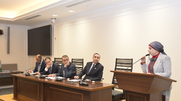 لجنة الصناعة