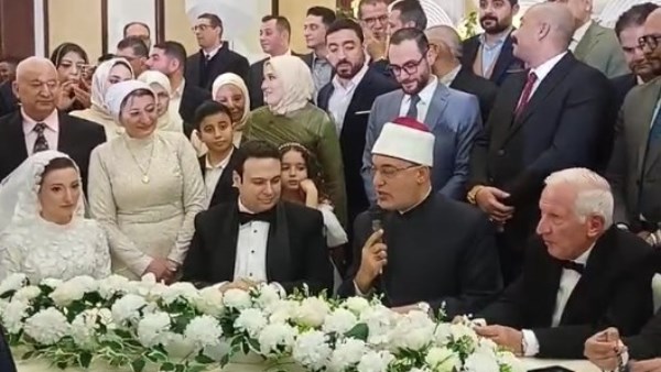 عبد المنعم إمام