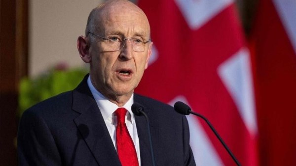 بريطانيا: إيران أطلقت صاروخين باتجاه قواعدنا في قبرص