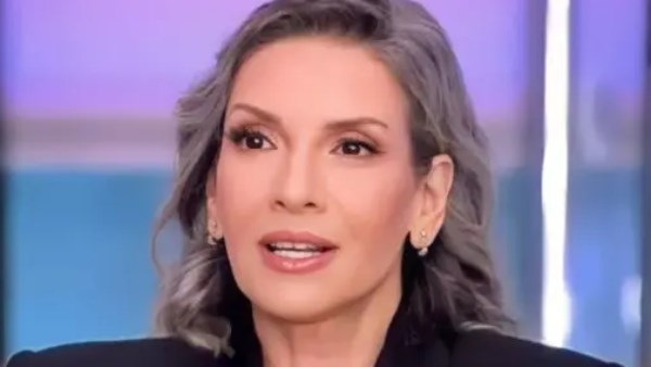 ألفت إمام: عدم الإنجاب قرار لم أندم عليه.. والزواج كزوجة ثانية كان باختياري