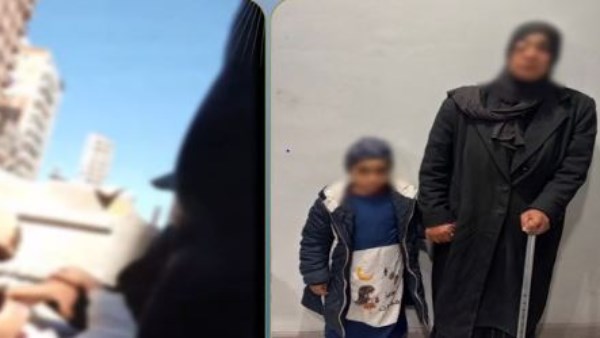 الأم وابنتها 