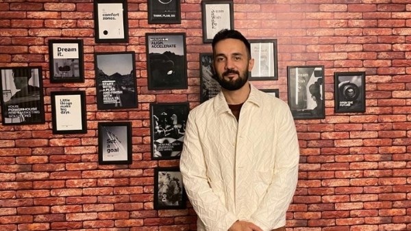 النجم حسني شتا