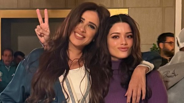 سينتيا خليفة و ياسمين عبد العزيز 