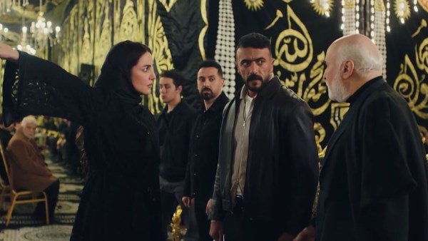 درة تطرد أحمد العوضى من عزاء أمها فى على كلاي