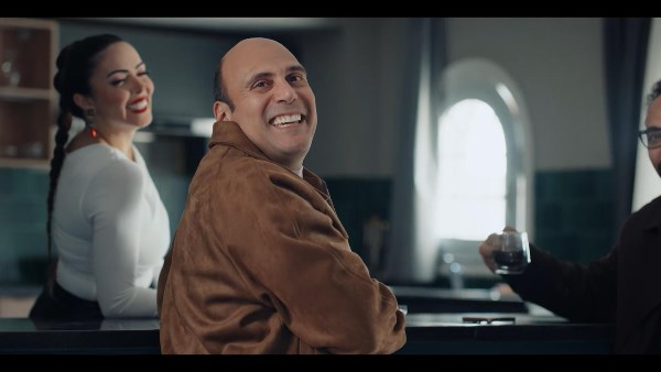 وليد فواز يتحدى كزبرة بسبب ميراث والده في وليد فواز يتحدى كزبرة بسبب ميراث والده في