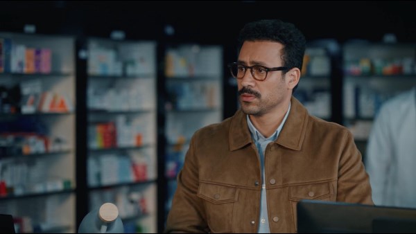 أحمد داود يتشاجر مع طليقته في مسلسل بابا وماما جيران