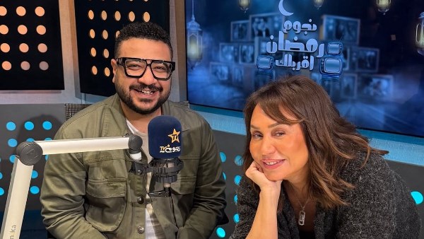 محمد سيد بشير و انجي علي 