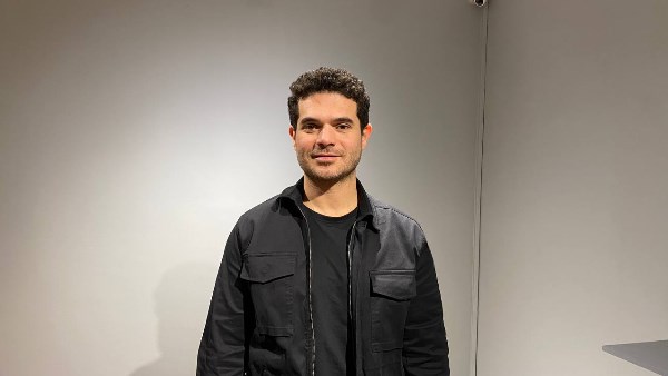 الفنان عمرو صالح