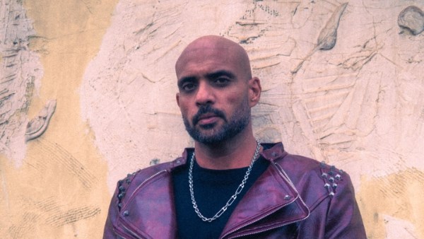 الفنان أحمد بهاء