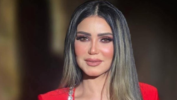 ايناس عز الدين