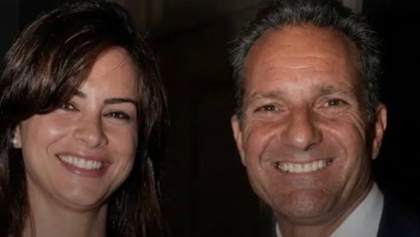 الفنانة نور وزوجها 