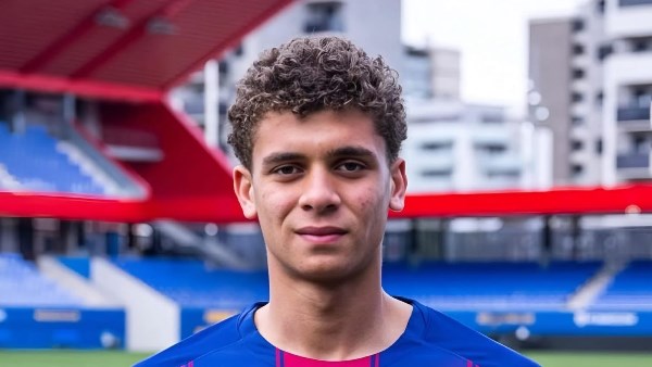 حمزة عبد الكريم 