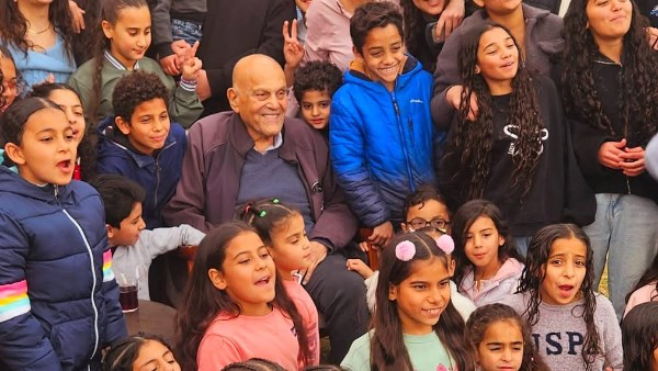 مجدي يعقوب مع أطفال دار الرعاية