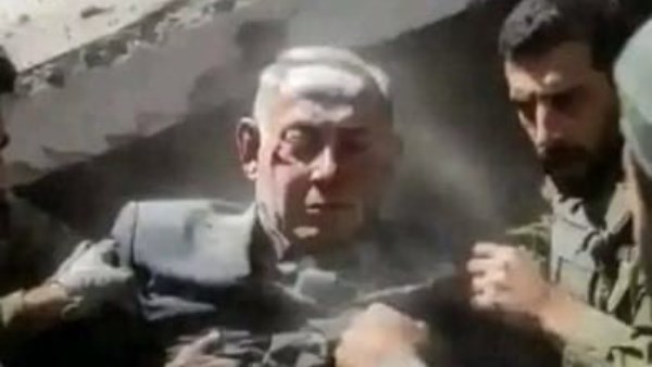 صور نتنياهو تحت الركام 