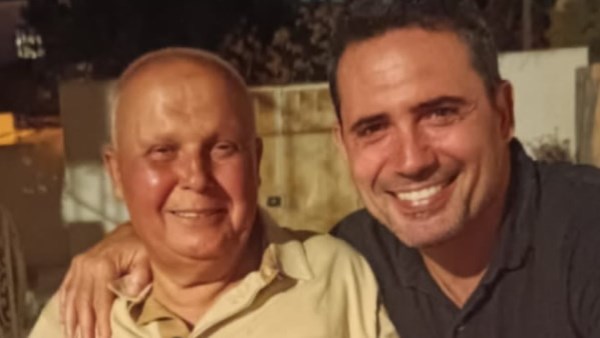 ظافر عابدين و شقيقه