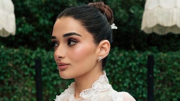 ملك احمد زاهر 